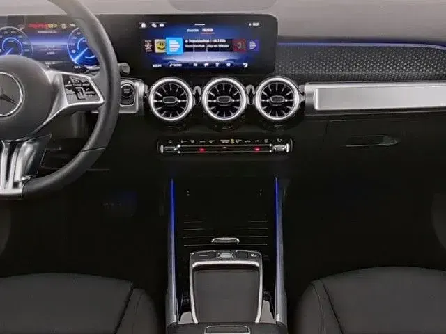 Gebraucht Mercedes EQB250 139 kW (190 PS) 2024 SUV
