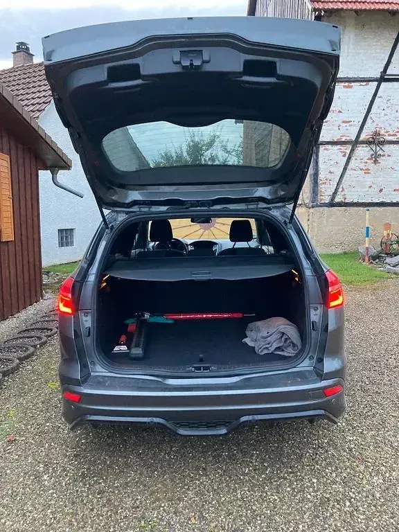 Gebraucht Ford Focus ST-Line 125 PS (91 kW) 2017 Blau Limousine