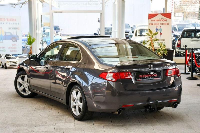 Gebraucht Honda Accord Executive 201 PS (147 kW) 2010 Grau Limousine