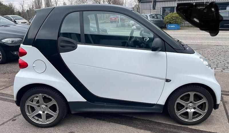 Gebraucht Smart ForTwo Coupé 54 PS (39 kW) 2013 Weiß Coupé