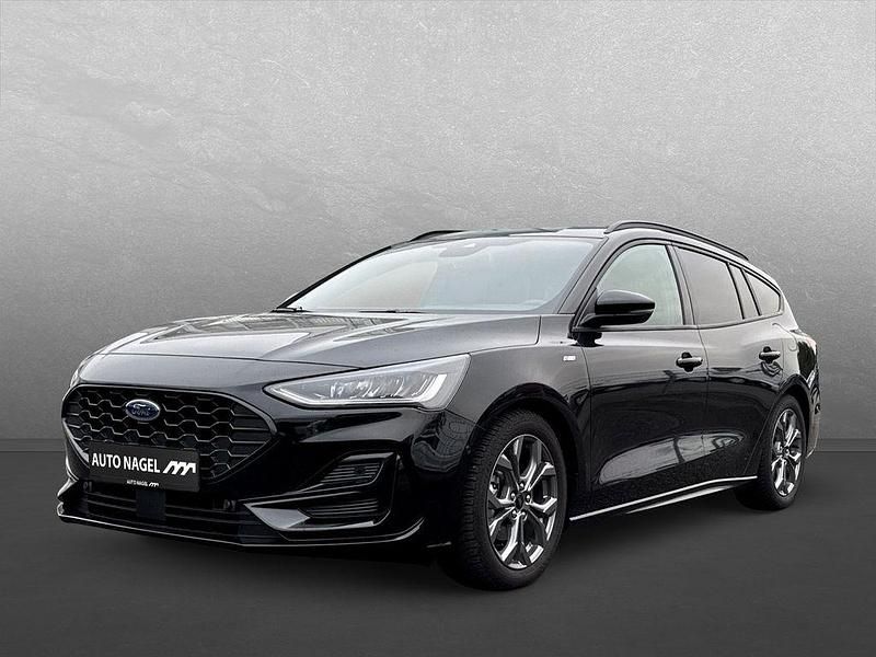 Agate black (metallic) Gebraucht 2024 Ford Focus ST-Line X Kombi | 25.490 € (Fairer Preis) - Bild 1/4