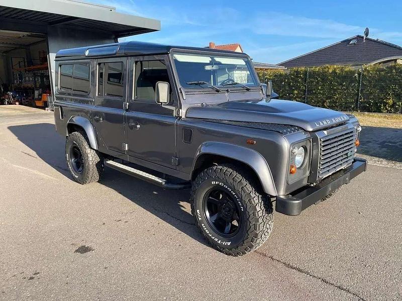 Gebraucht Land Rover Defender 122 PS (89 kW) 2013 Grau Kombi