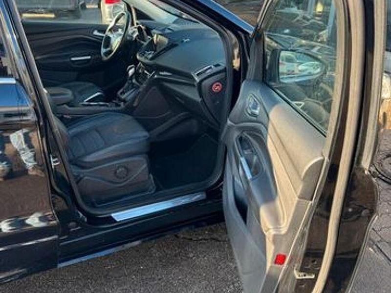 Gebraucht Ford Kuga Individual 230 PS (169 kW) 2016 Andere SUV