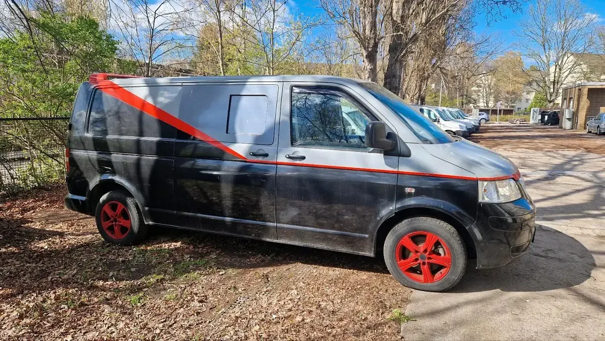 Gebraucht VW Transporter 132 PS (97 kW) 2007 Schwarz Van
