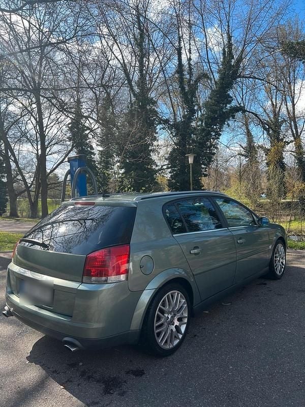 Gebraucht Opel Signum 155 PS (114 kW) 2004 Andere farben Kleinwagen
