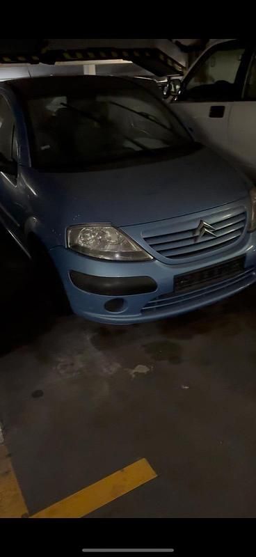 Blau Gebraucht 2005 Citroën C3 Kleinwagen | 300 € - Bild 1/1