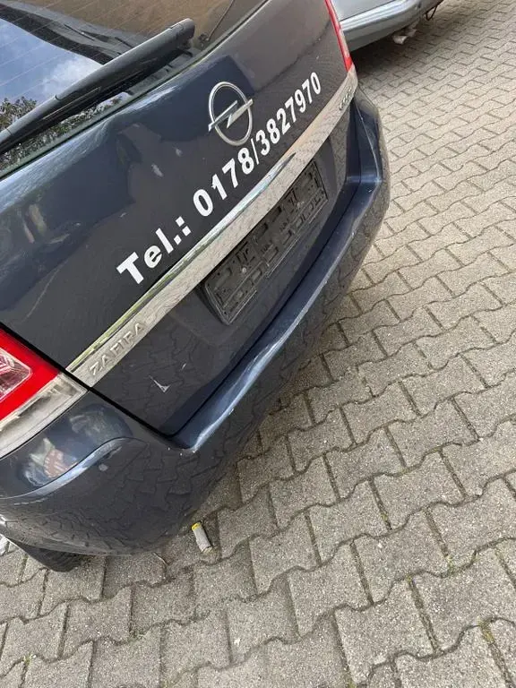 Gebraucht Opel Zafira Edition 116 PS (85 kW) 2009 Van / Kleinbus