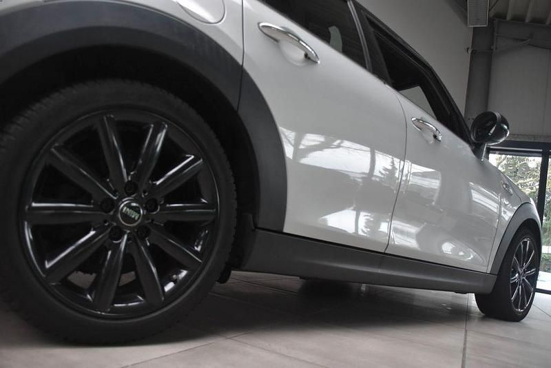 Gebraucht Mini Cooper 136 PS (100 kW) 2016 Weiß metallic Kleinwagen