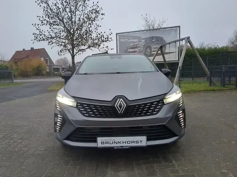 Neu Renault Clio V Techno 91 PS (66 kW) 2025 Dolomitgrau Kleinwagen