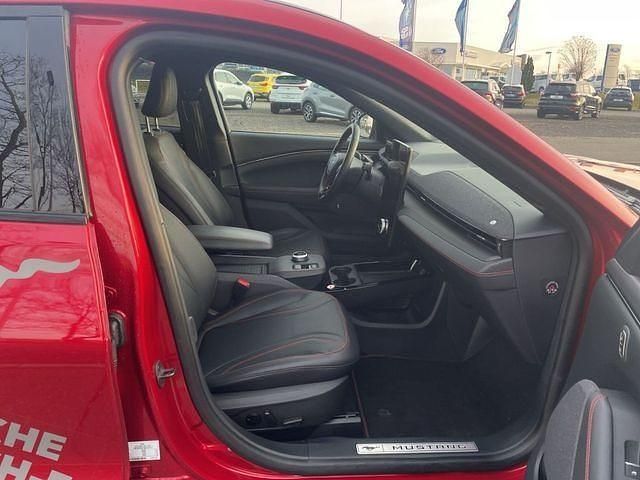 Gebraucht Ford Mustang 269 PS (197 kW) 2023 Rot Limousine