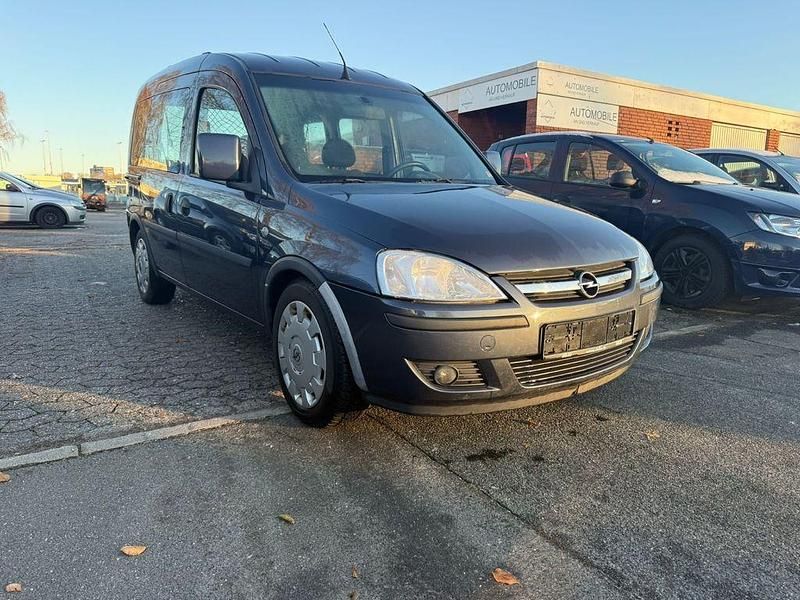 Gebraucht Opel Combo Basis 94 PS (69 kW) 2008 Grau Kombi