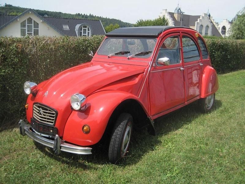 Rot Gebraucht 1985 Citroën 2CV Cabrio | 11.500 € - Bild 1/4