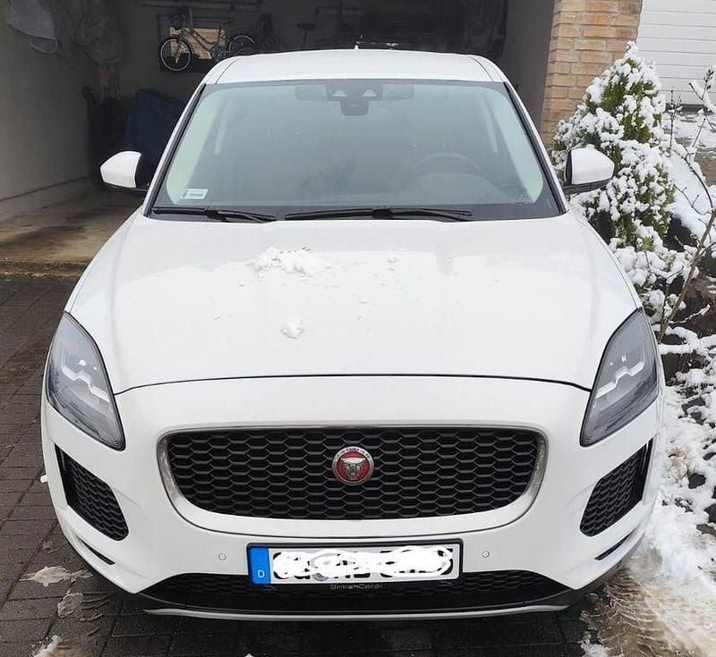 Weiß Gebraucht 2019 Jaguar E-Pace SUV | 23.100 € (Superpreis) - Bild 1/4