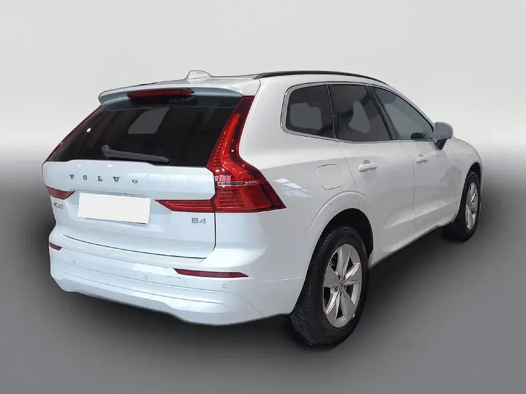 Gebraucht Volvo XC60 Core 197 PS (144 kW) 2024 Weiß SUV
