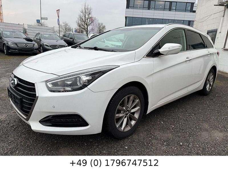 Gebraucht Hyundai i40 135 PS (99 kW) 2017 Weiß Kombi