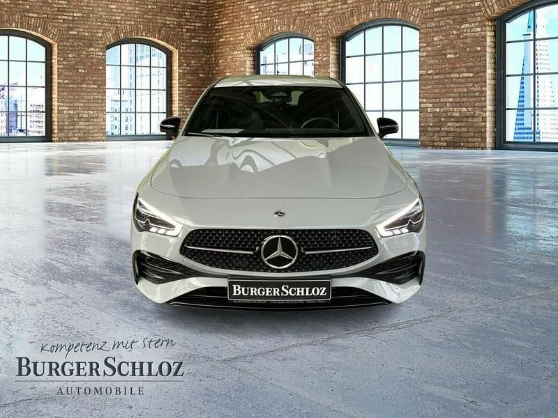 Gebraucht Mercedes CLA180 Shooting Brake AMG 136 PS (100 kW) 2025 Manufaktur lack manufaktur alp Kombi