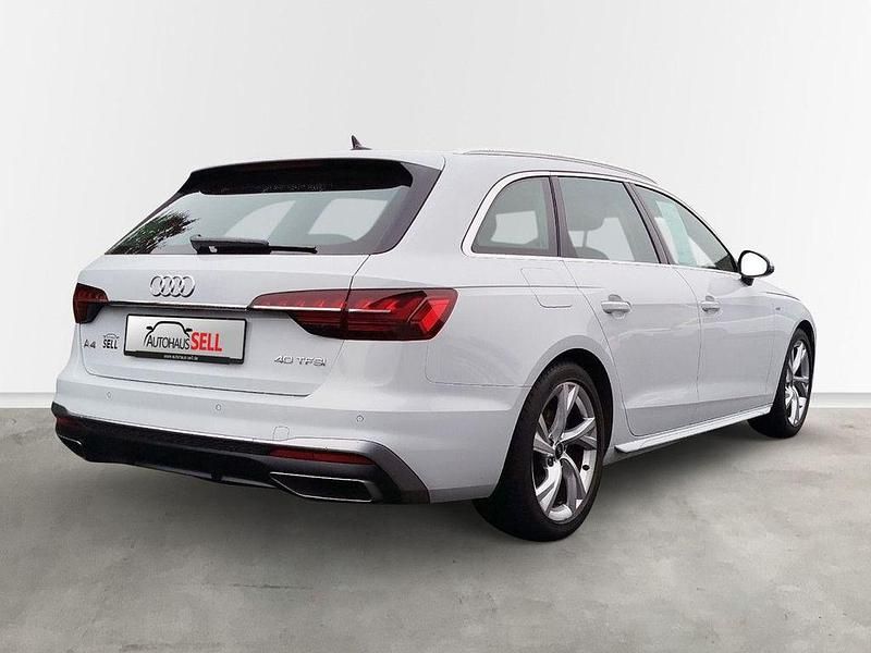 Gebraucht Audi A4 S-Line 204 PS (150 kW) 2023 Weiß Kombi