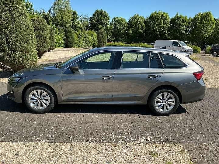 Gebraucht Skoda Octavia Selection 150 PS (110 kW) 2025 Grau Kombi