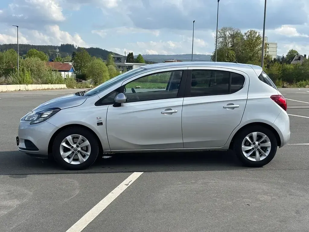 Gebraucht Opel Corsa Active 101 PS (74 kW) 2018 Silber Kleinwagen