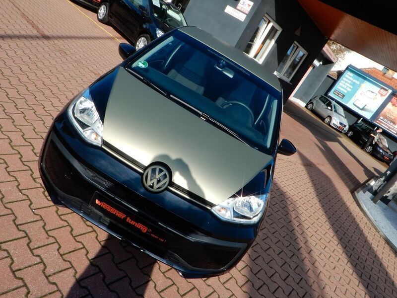 Schwarz Gebraucht 2018 VW up! move up! Kleinwagen | 8.778 € (Fairer Preis) - Bild 1/4