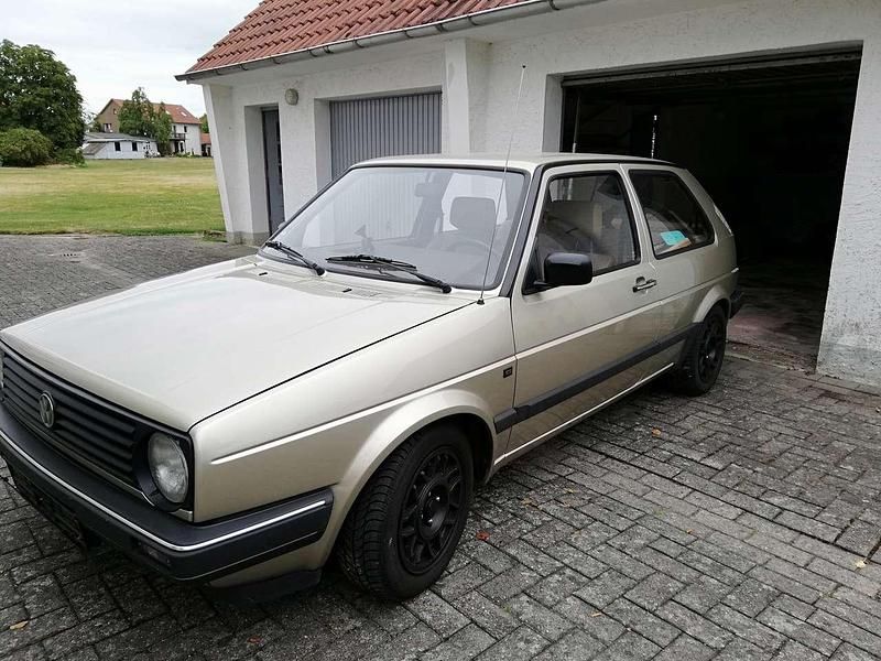 Gebraucht VW Golf II 90 PS (66 kW) 1988 Gold Kleinwagen