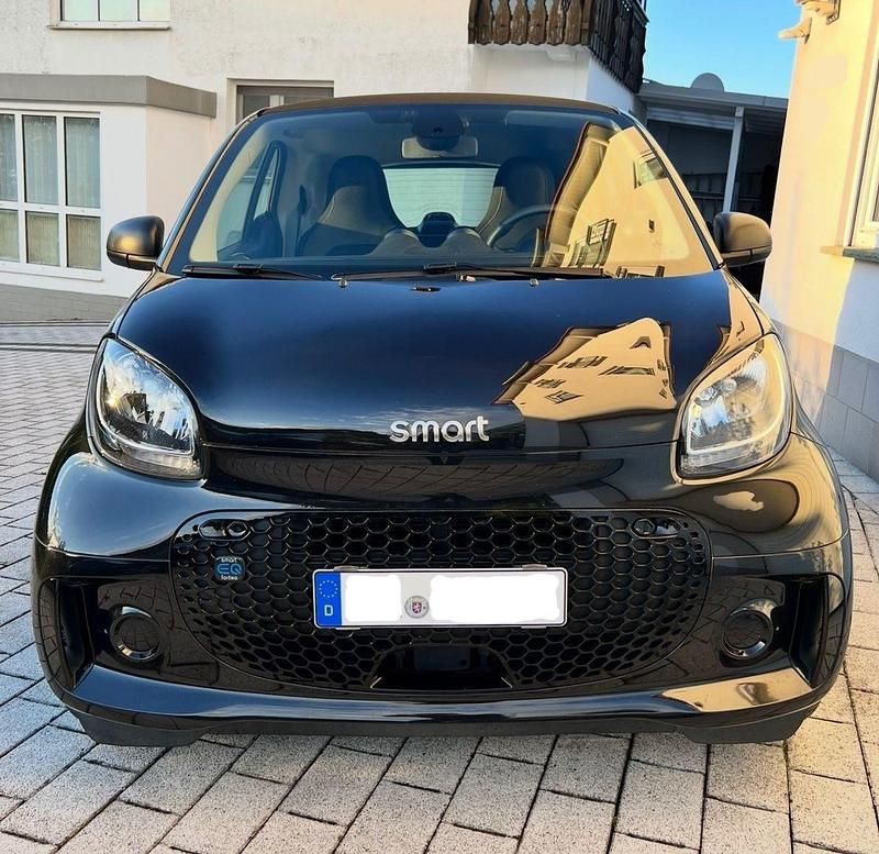 Gebraucht Smart ForTwo Coupé 60 kW (82 PS) 2021 Schwarz Kleinwagen