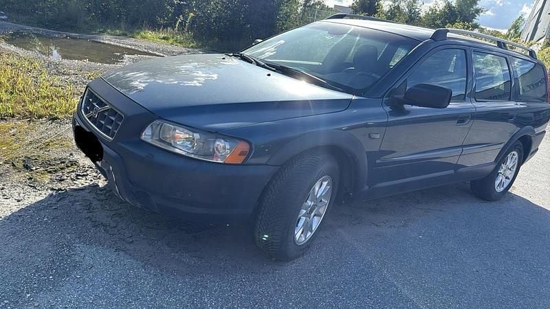 Blau Gebraucht 2006 Volvo C70 Limousine | 2.200 € - Bild 1/4