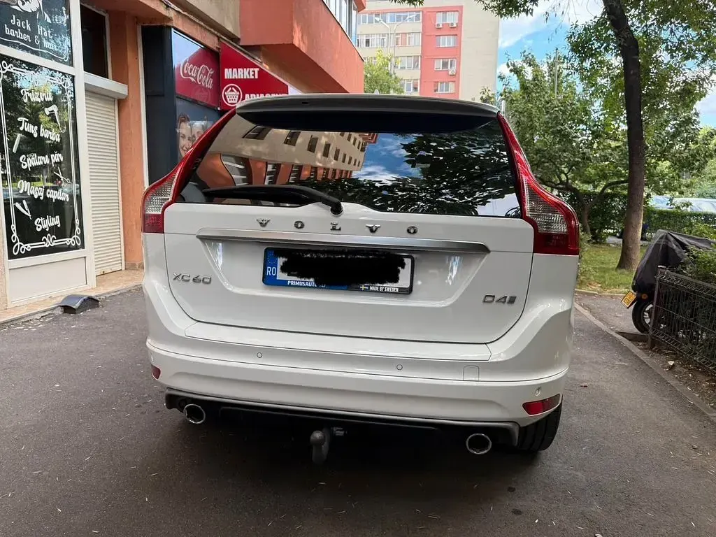 Gebraucht Volvo XC60 R-Design 190 PS (139 kW) 2017 Weiß SUV