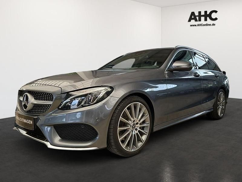 Grau Gebraucht 2017 Mercedes C300 AMG Limousine | 27.950 € (Fairer Preis) - Bild 1/4