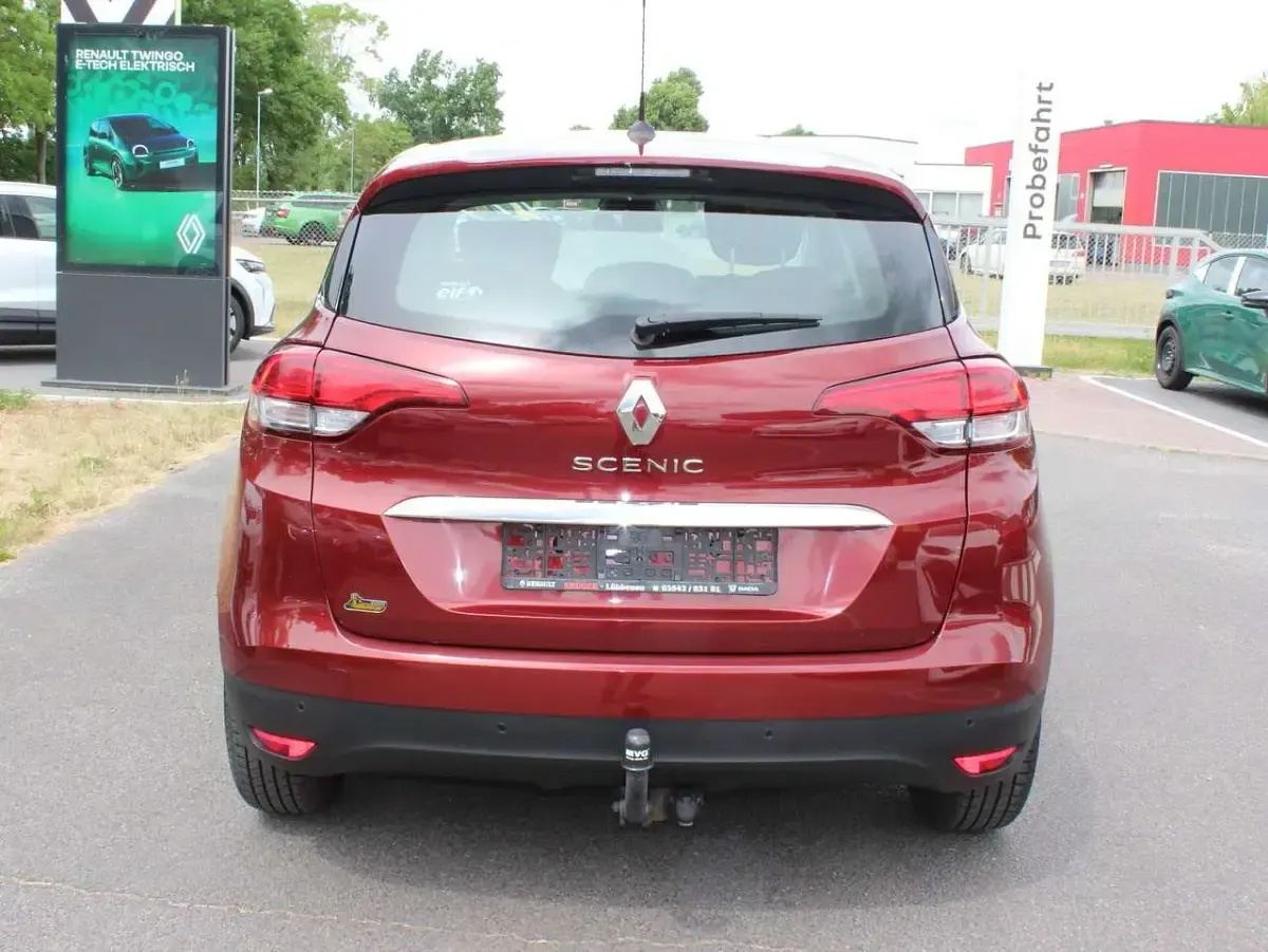 Gebraucht Renault Scenic E-Tech Intens 132 PS (97 kW) 2017 Kamesin rot Van / Kleinbus
