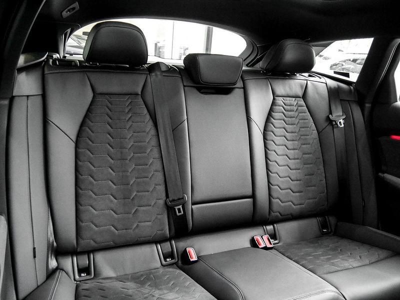 Gebraucht Audi A6 e-tron S-Line 280 kW (381 PS) 2025 Schwarz Kombi