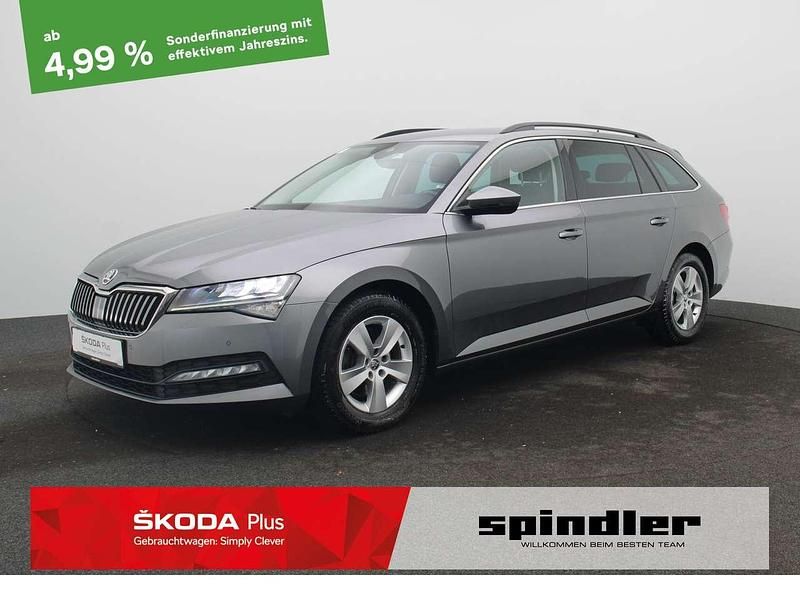 Graphitegrau metallic Gebraucht 2022 Skoda Superb Ambition Kombi | 25.990 € (Etwas zu teuer) - Bild 1/3