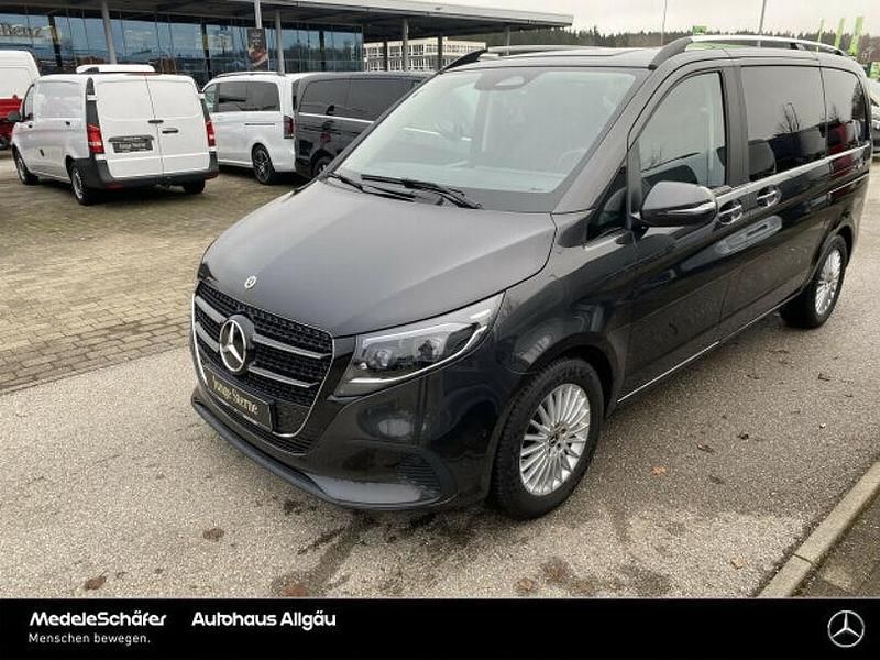 Gebraucht Mercedes V220 Style 163 PS (119 kW) 2025 Graphitgrau Van / Kleinbus