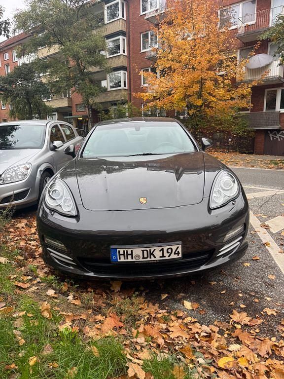 Schwarz Gebraucht 2013 Porsche Panamera 4 Limousine | 21.500 € (Fairer Preis) - Bild 1/4