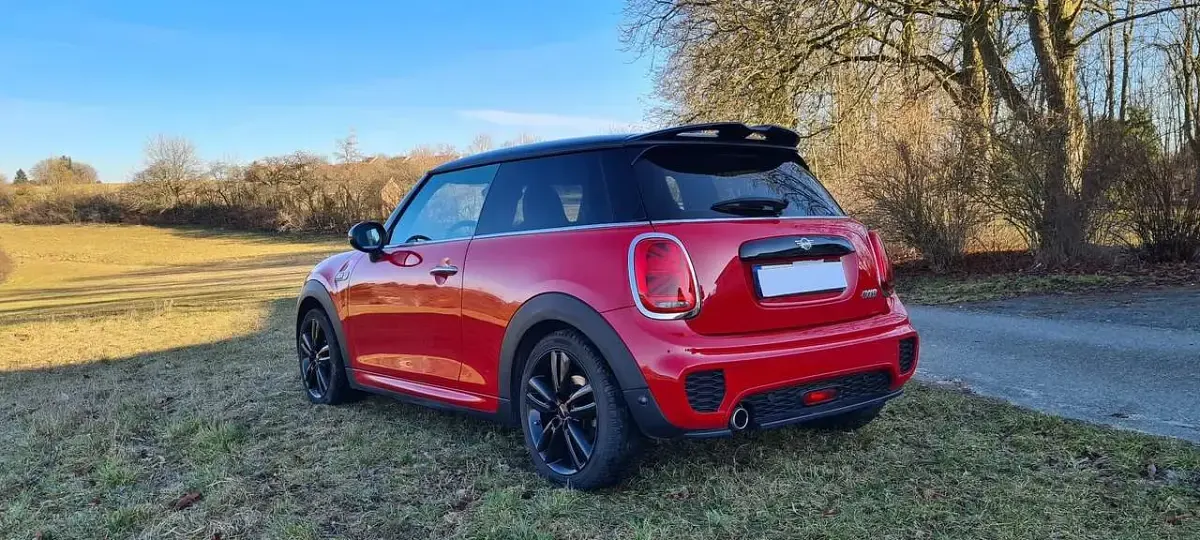 Second-hand Mini Cooper 136 CP (100 kW) 2018 Roșu Hatchback
