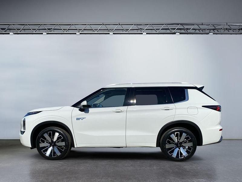 Gebraucht Mitsubishi Outlander P-HEV Top 306 PS (225 kW) 2025 Weiß SUV