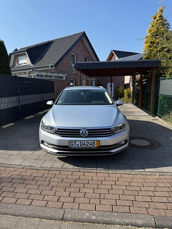Gebraucht VW Passat Highline 190 PS (139 kW) 2018 Silber Limousine