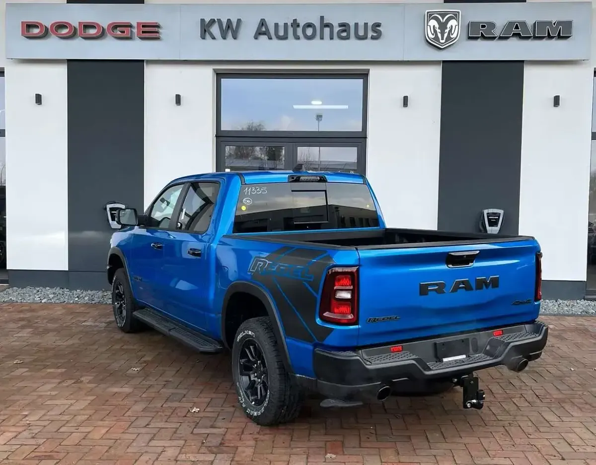 Occasion Dodge Ram 420 PK (308 kW) 2025 Blauw Pickup