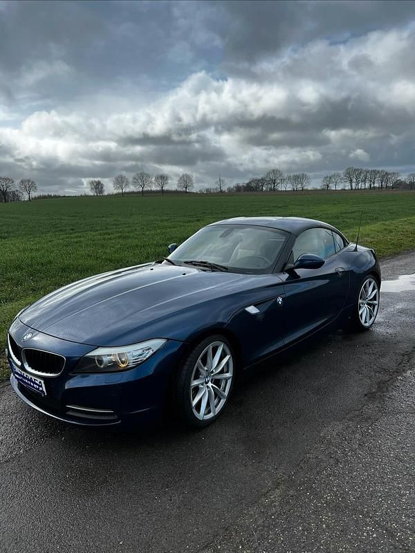 Gebraucht BMW Z4 204 PS (150 kW) 2011 Blau Cabrio