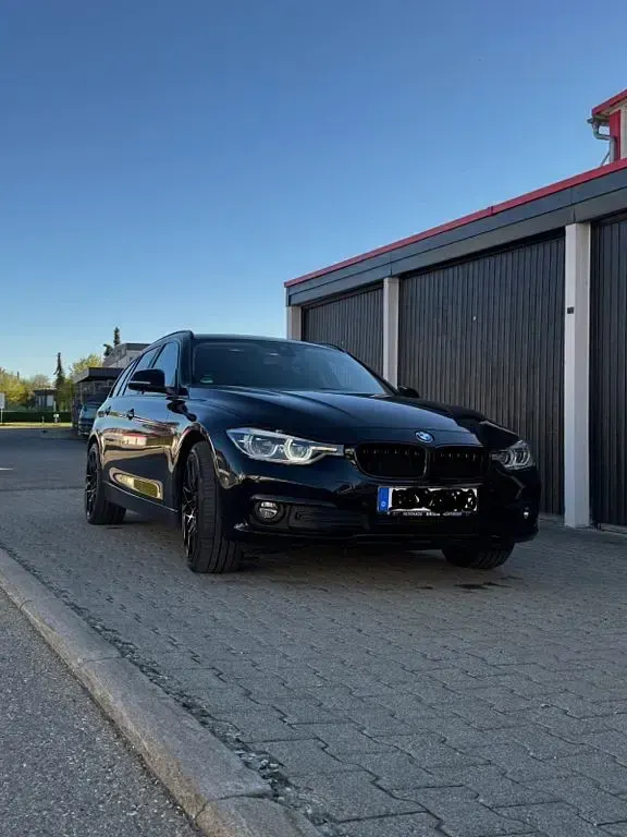 Gebraucht BMW 318 Advantage 150 PS (110 kW) 2018 Schwarz Kombi