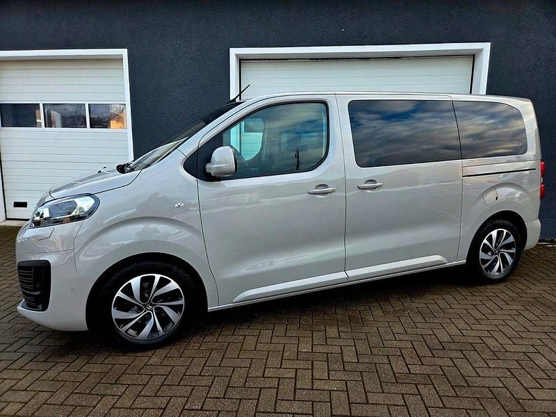 Gebraucht Citroën Spacetourer Shine 179 PS (131 kW) 2018 Beige Van / Kleinbus