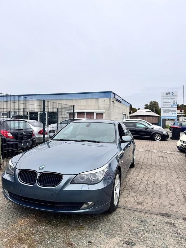 Gebraucht BMW 523 190 PS (139 kW) 2008 Limousine