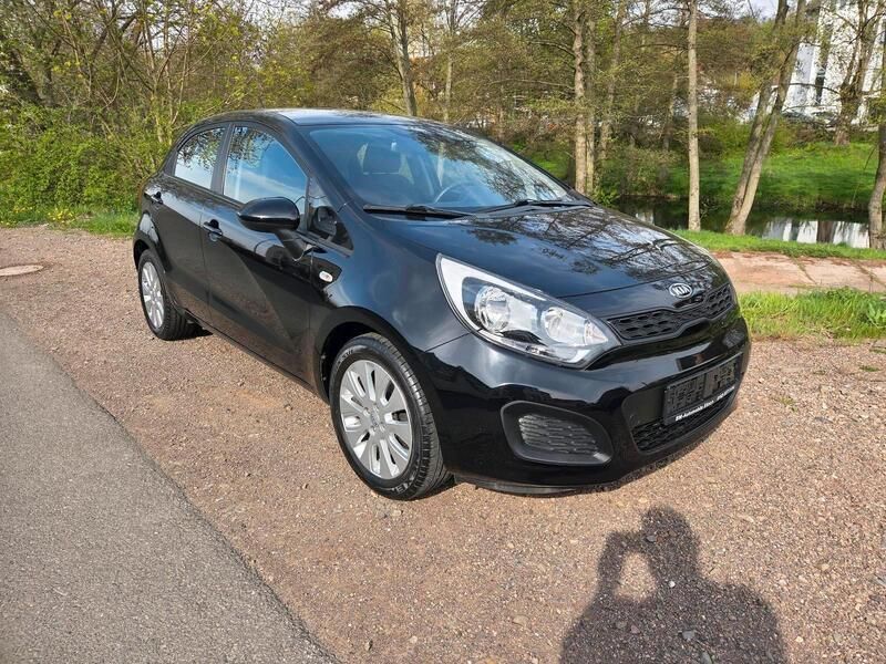 Schwarz Gebraucht 2011 Kia Rio 2 Limousine | 4.700 € (Guter Preis) - Bild 1/4