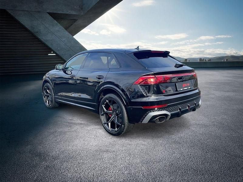 Neu Audi RS Q8 Performance 640 PS (470 kW) 2025 Mythosschwarz SUV