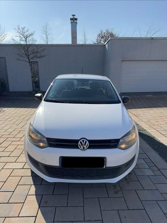 Gebraucht VW Polo Trendline 75 PS (55 kW) 2012 Weiß Kleinwagen