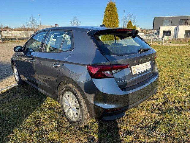 Neu Skoda Fabia 80 PS (58 kW) 2025 Grau Kleinwagen