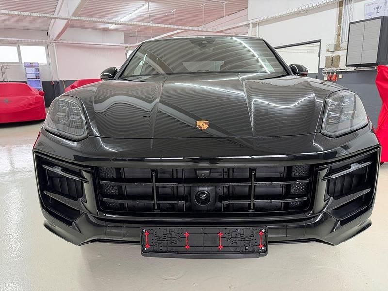Schwarz Neu 2025 Porsche Cayenne Coupe Coupé | 166.580 € (Teuer) - Bild 1/4