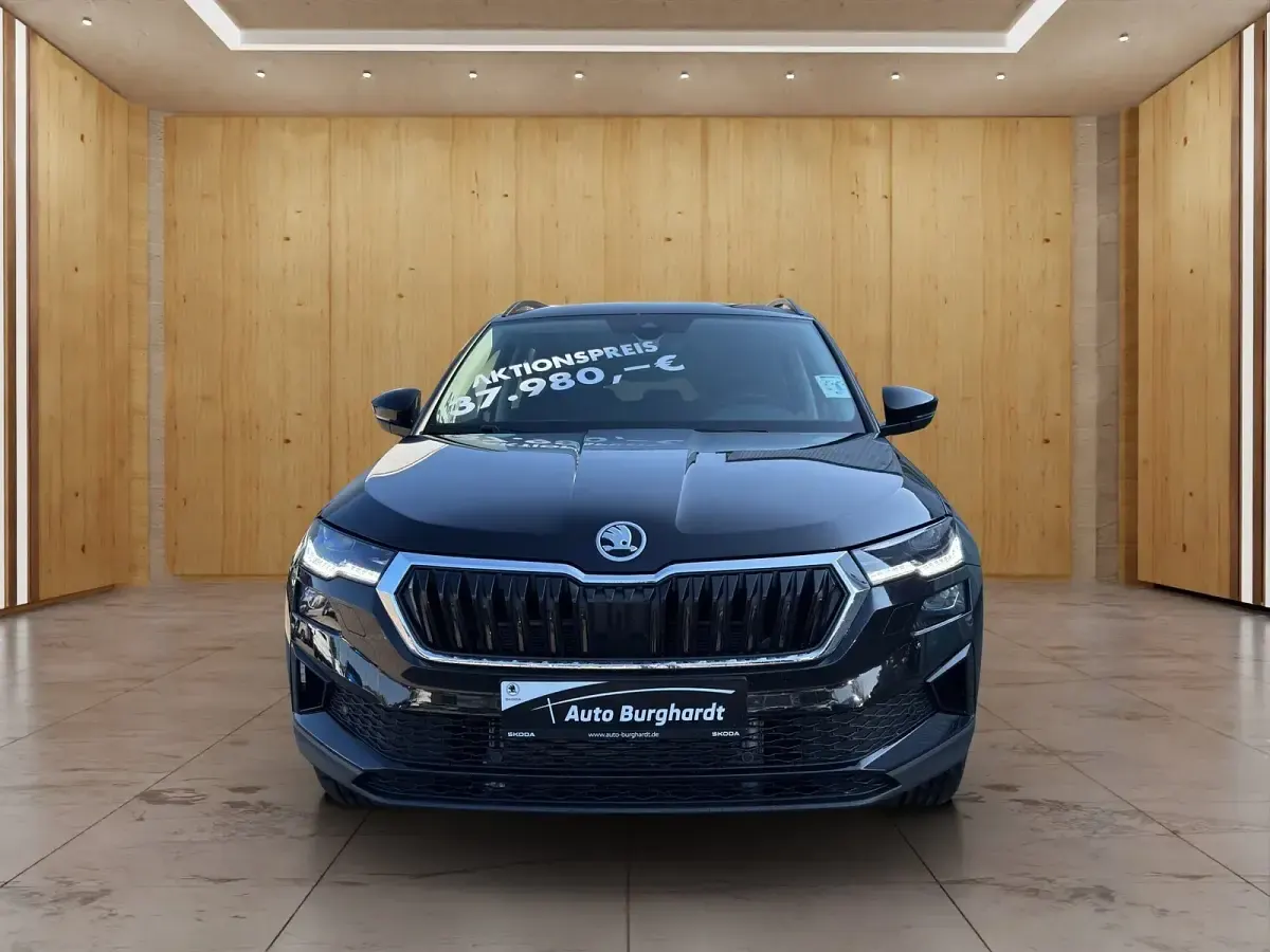 Neu Skoda Karoq Comfort 150 PS (110 kW) 2026 Schwarz SUV