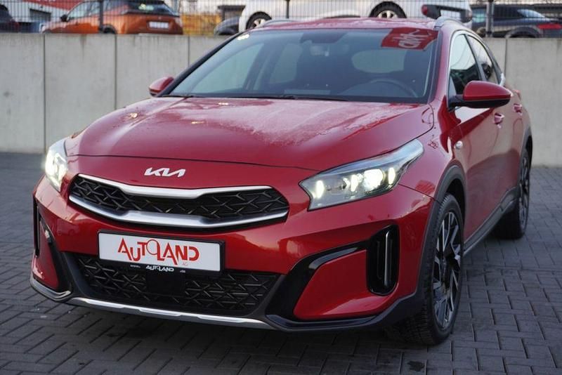 Gebraucht Kia XCeed Vision 160 PS (117 kW) 2023 Rot SUV