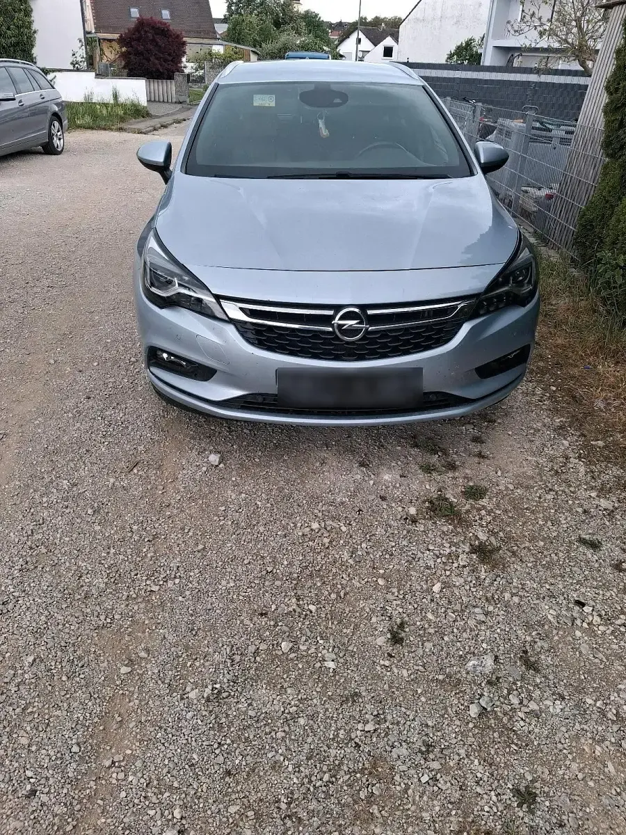 Gebraucht Opel Astra 125 PS (91 kW) 2016 Andere farben Kombi